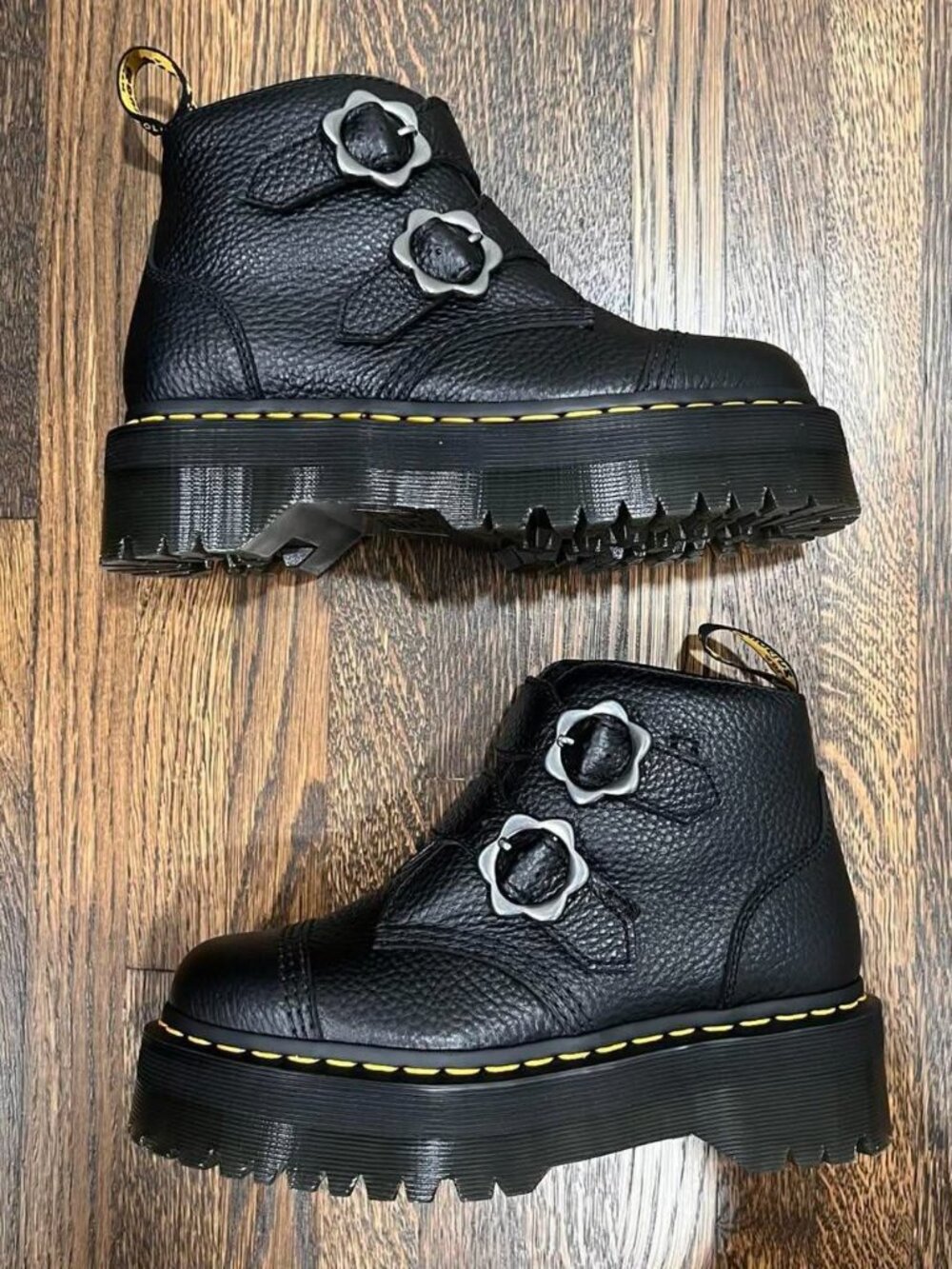 dr. martens devon flower buckle leather platform black milled nappa shoes (6W) - Picture 2 of 8
